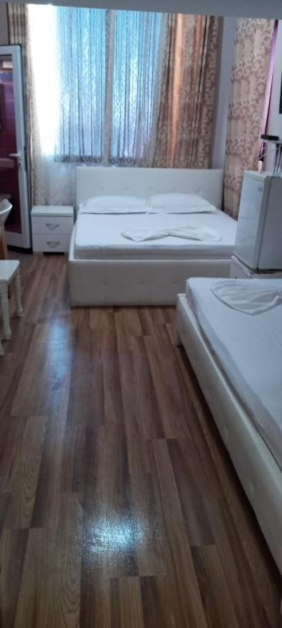 British Hotel Himara Kültér fotó