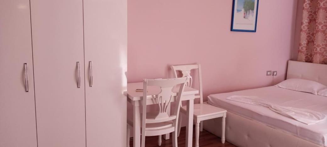 British Hotel Himara Kültér fotó