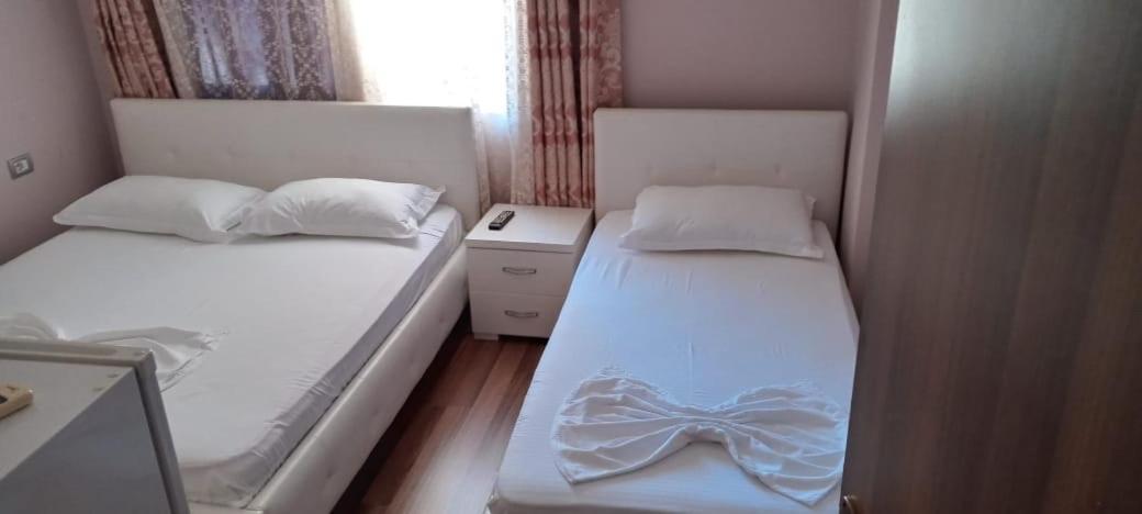 British Hotel Himara Kültér fotó