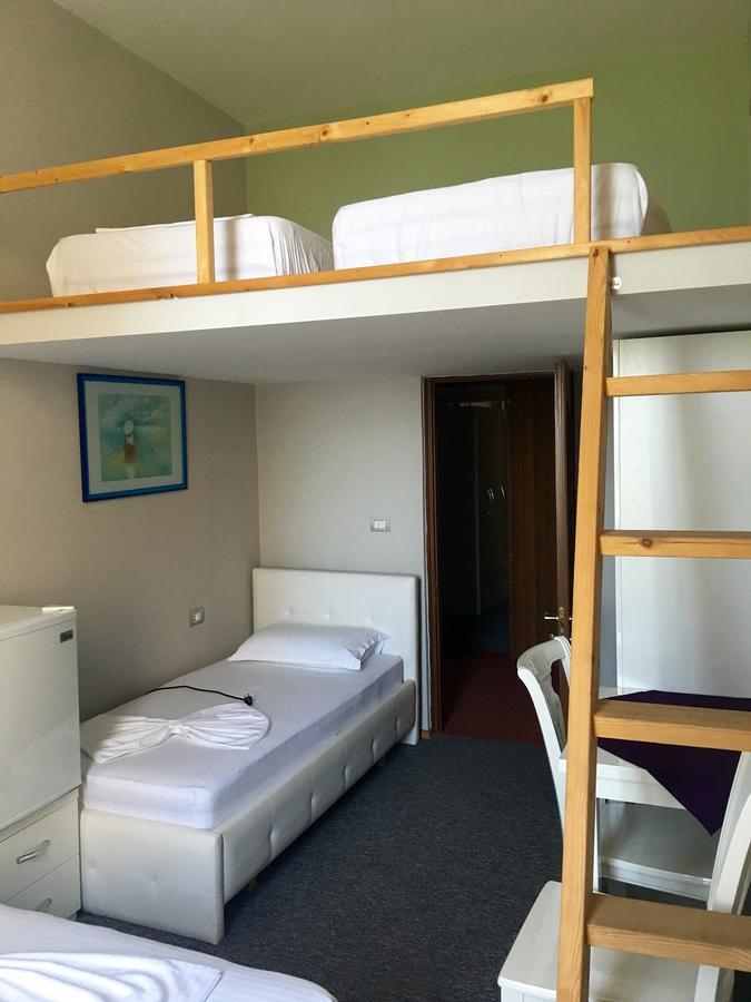 British Hotel Himara Kültér fotó