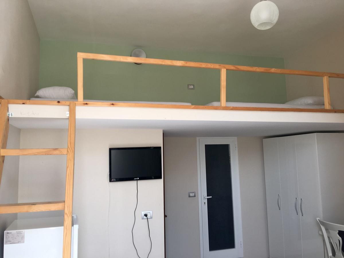 British Hotel Himara Kültér fotó
