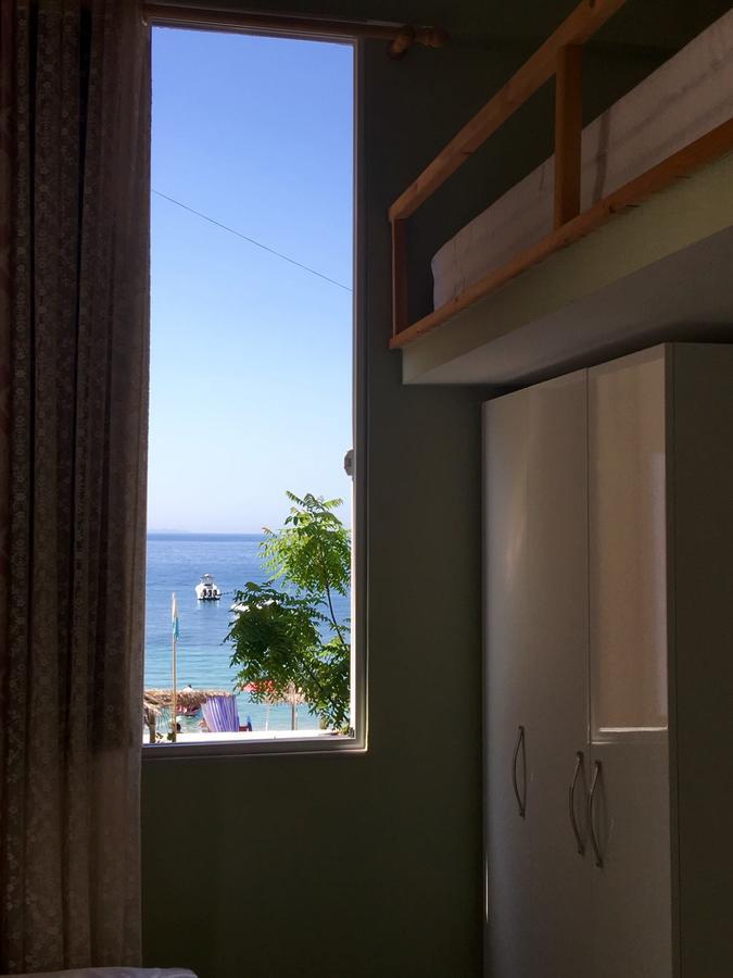 British Hotel Himara Kültér fotó