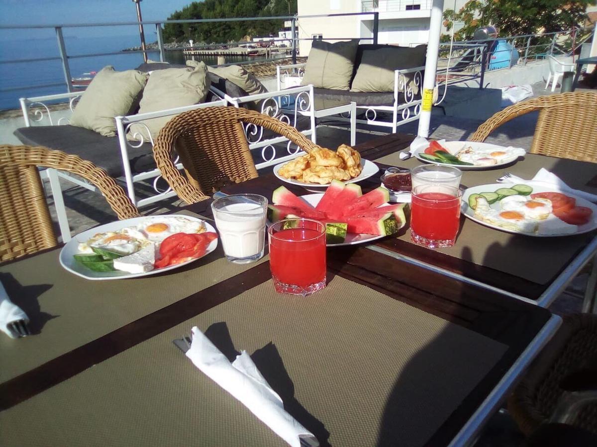 British Hotel Himara Kültér fotó
